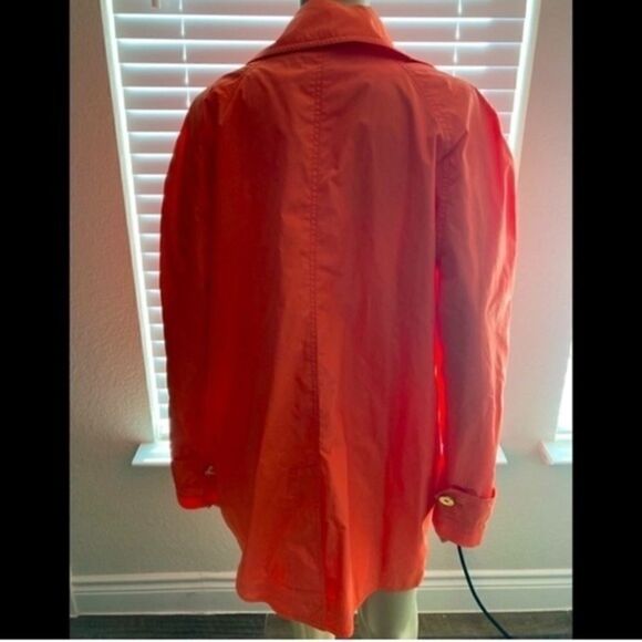 Ralph Lauren rain jacket w/ pockets like new - Picture 2 of 5